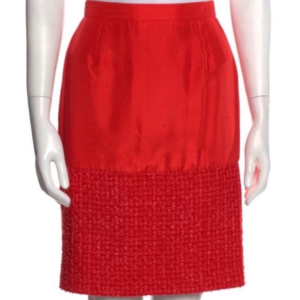Chanel Tweed & Silk Red skirt with CC detail sz  36